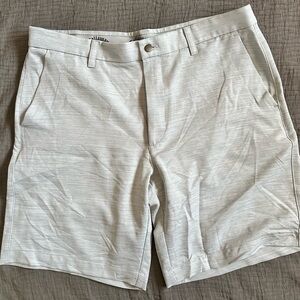 Callaway Men's Gray Shorts 9” inseam